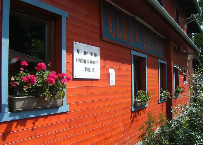 Williams Village Bowling & Country Club
